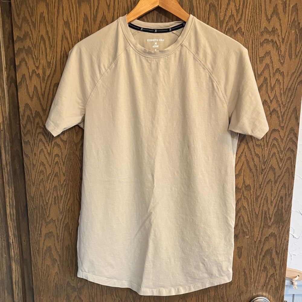 Kenneth Cole Men's Tan Short Sleeve Tee